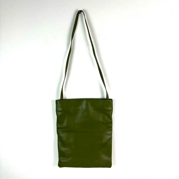 NWT Kate Spade Saturday fold over shoulder bag - Picture 2 of 5